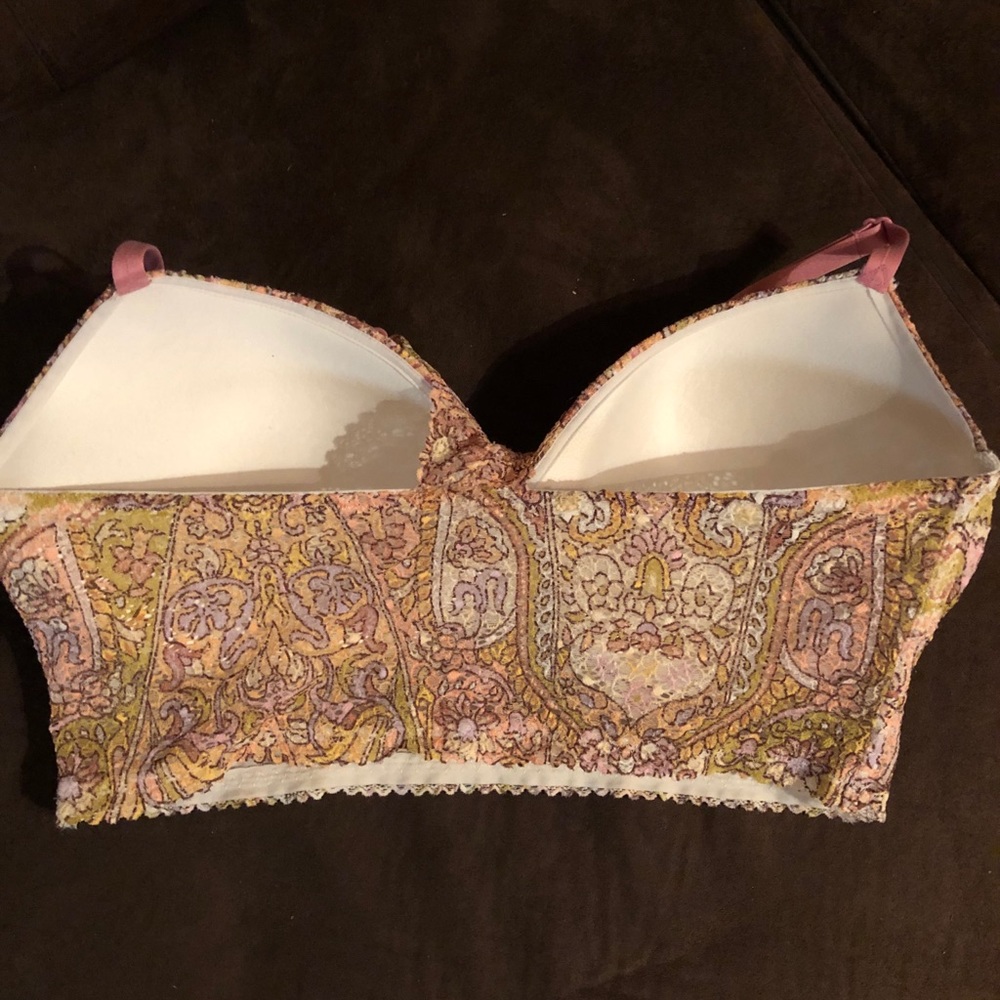 VS bra - Picture 2 of 4